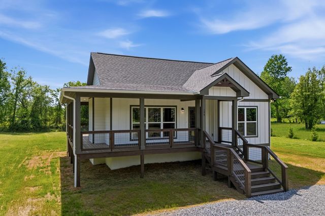 155 Waldorf Place, Brasstown, NC 28902