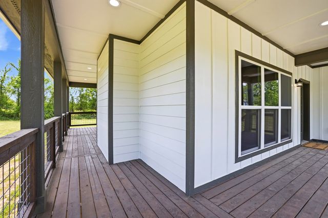 155 Waldorf Place, Brasstown, NC 28902