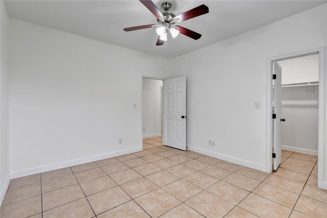 3022 Loving Avenue, Fort Worth, TX 76106