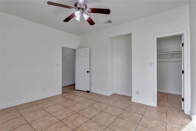 3022 Loving Avenue, Fort Worth, TX 76106