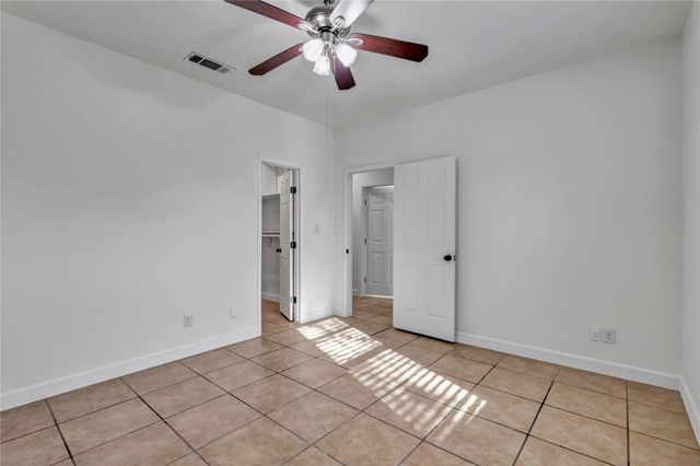 3022 Loving Avenue, Fort Worth, TX 76106