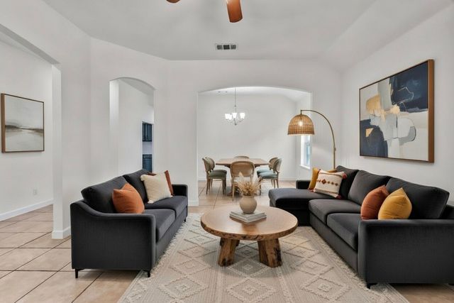 3022 Loving Avenue, Fort Worth, TX 76106