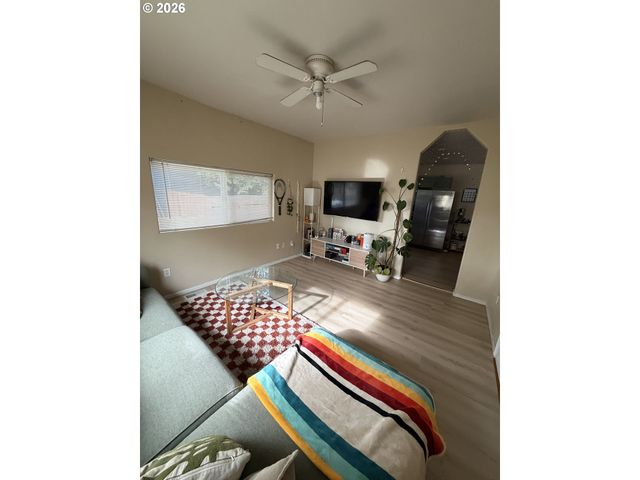 6129 Se 83RD Ave, Portland, OR 97266