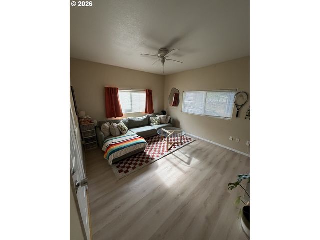 6129 Se 83RD Ave, Portland, OR 97266