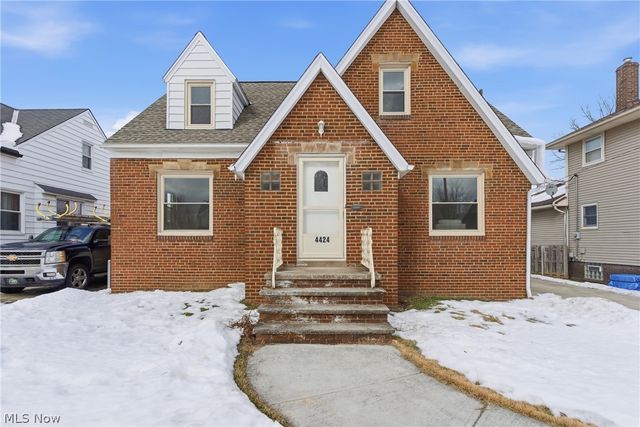 4424 Forestwood Drive, Parma, OH 44134