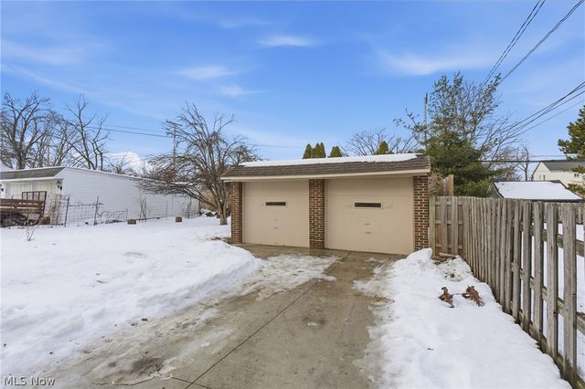 4424 Forestwood Drive, Parma, OH 44134