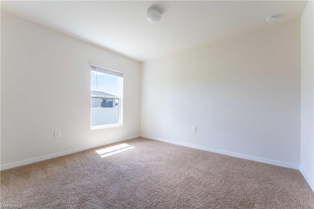 8052 Sunrise CIR, Labelle, FL 33935