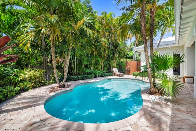 235 Claremont Lane, Palm Beach Shores, FL 33404
