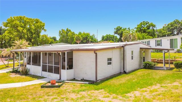 2002 SW LIVE OAK LANE, Zellwood, FL 32798