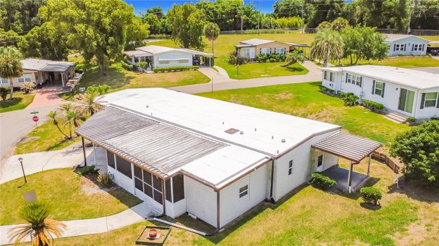 2002 SW LIVE OAK LANE, Zellwood, FL 32798