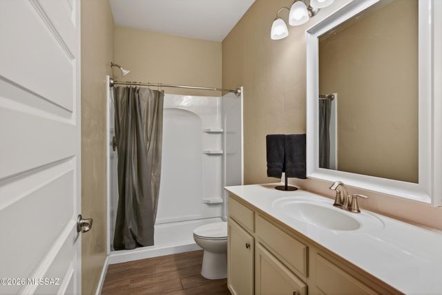 251 W Charles L McKay Street, Vail, AZ 85641