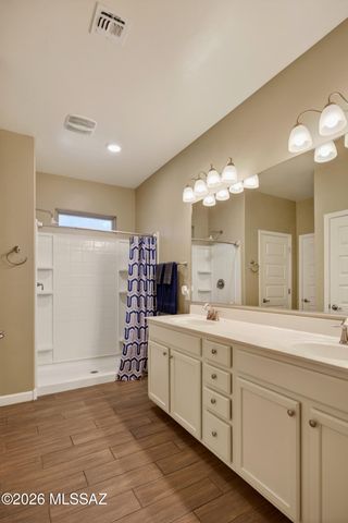 251 W Charles L McKay Street, Vail, AZ 85641