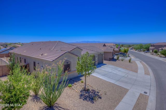 251 W Charles L McKay Street, Vail, AZ 85641