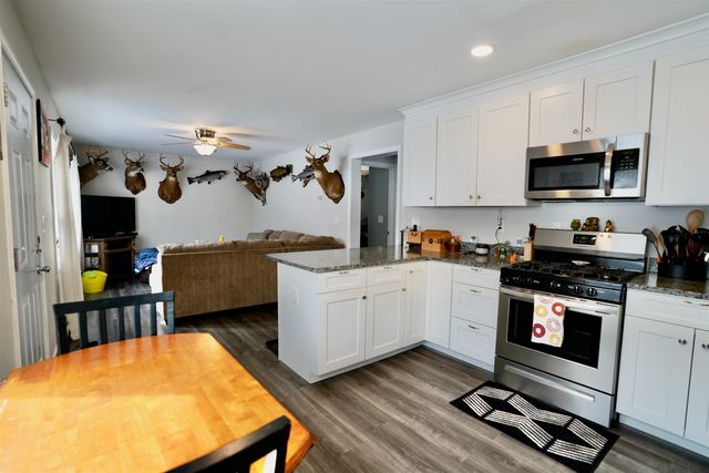 236 Walker Hill Road, Weare, NH 03281