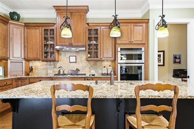 318 Lakeside Trace, Canton, GA 30115
