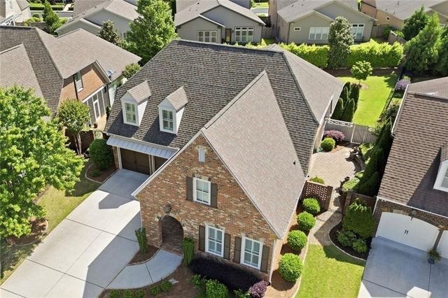 318 Lakeside Trace, Canton, GA 30115
