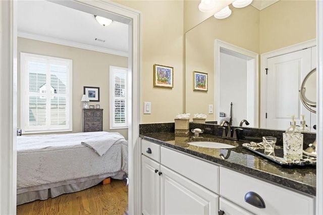 318 Lakeside Trace, Canton, GA 30115