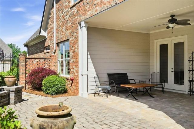 318 Lakeside Trace, Canton, GA 30115