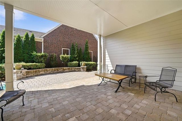 318 Lakeside Trace, Canton, GA 30115