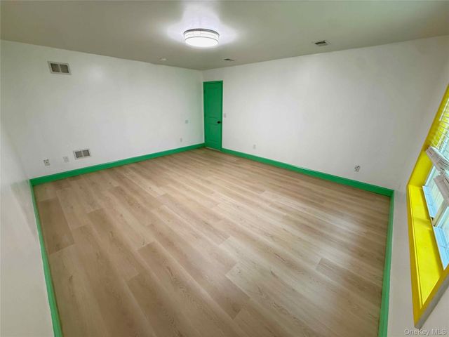 20 3rd Street, Middletown, NY 10940