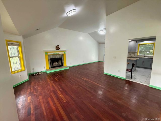 20 3rd Street, Middletown, NY 10940