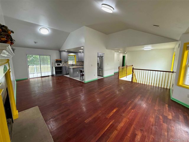 20 3rd Street, Middletown, NY 10940