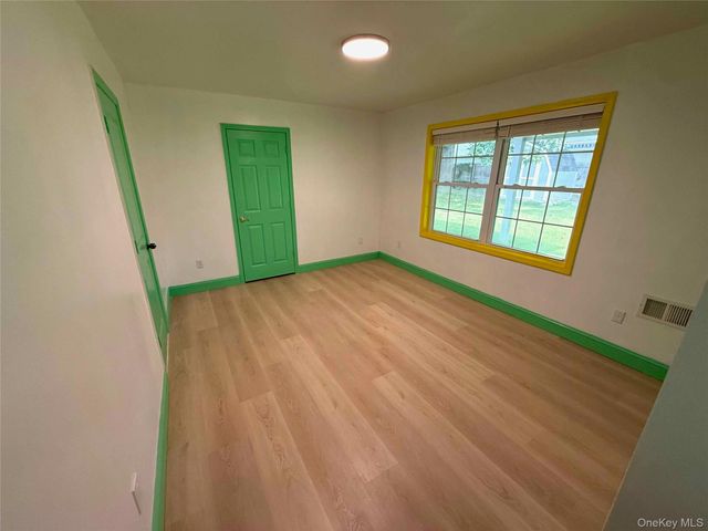20 3rd Street, Middletown, NY 10940