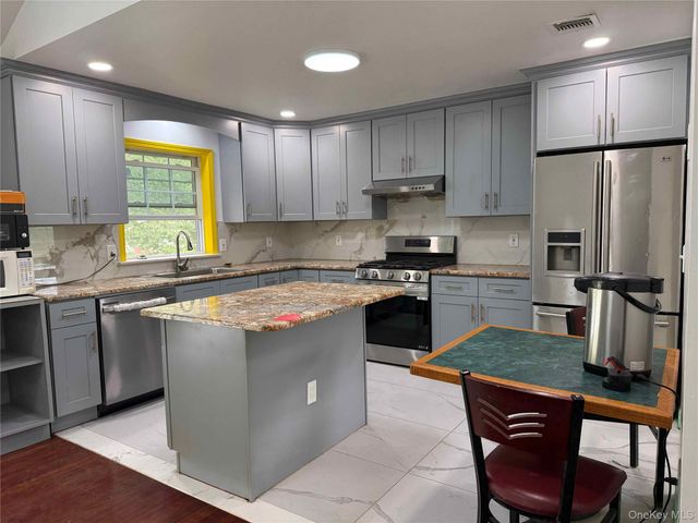 20 3rd Street, Middletown, NY 10940