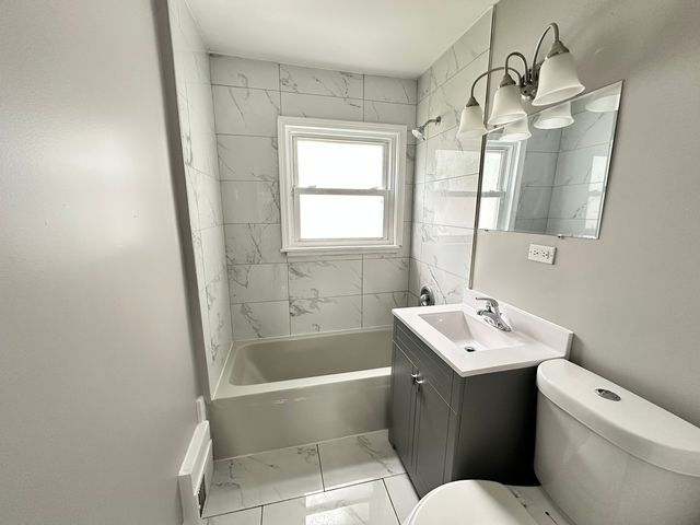 1581 Kenilworth Drive, Calumet City, IL 60409