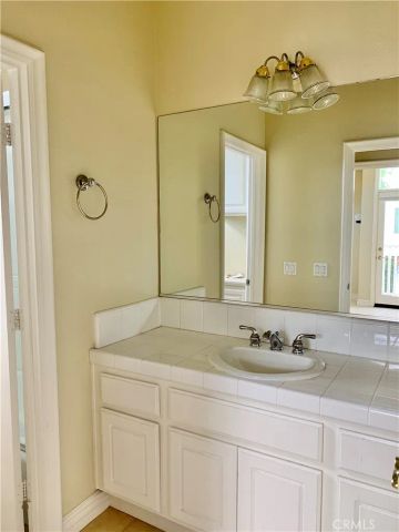 281 Mesa Drive, Costa Mesa, CA 92627