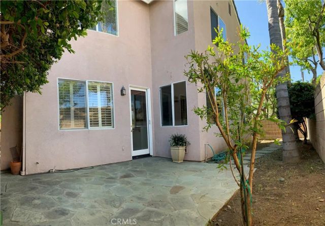 281 Mesa Drive, Costa Mesa, CA 92627