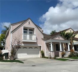281 Mesa Drive, Costa Mesa, CA 92627