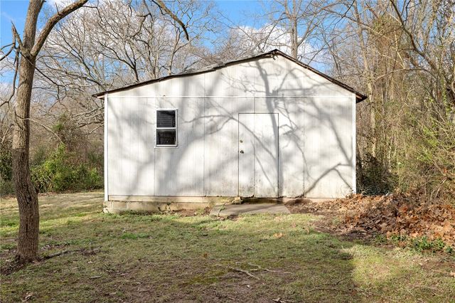 712 S Ash Street, Harrison, AR 72601