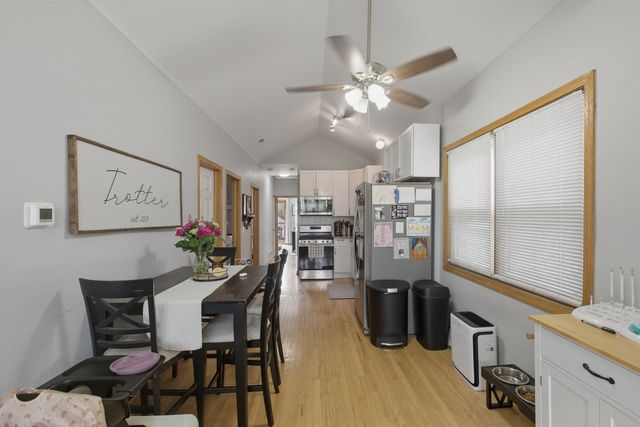 2033 W HURON Street 3, Chicago, IL 60612