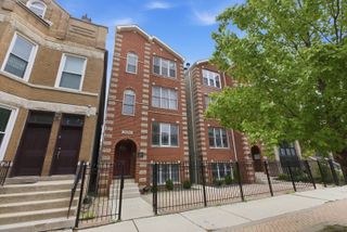 2033 W HURON Street 3, Chicago, IL 60612
