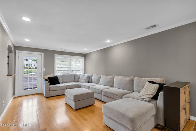 397 Brookview Court, Howell, NJ 07731