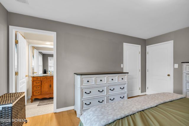 397 Brookview Court, Howell, NJ 07731