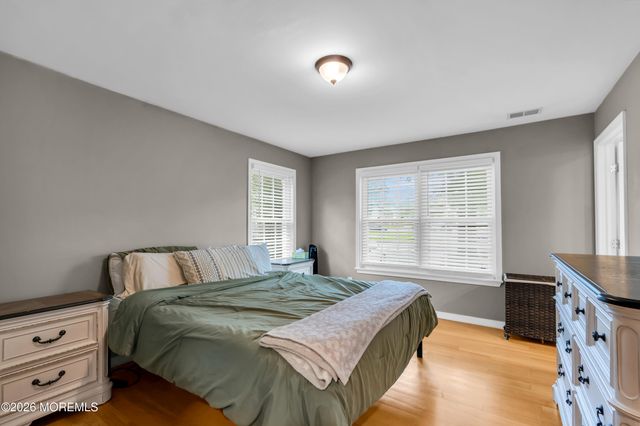 397 Brookview Court, Howell, NJ 07731