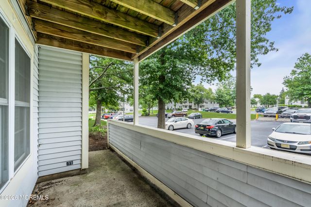 397 Brookview Court, Howell, NJ 07731