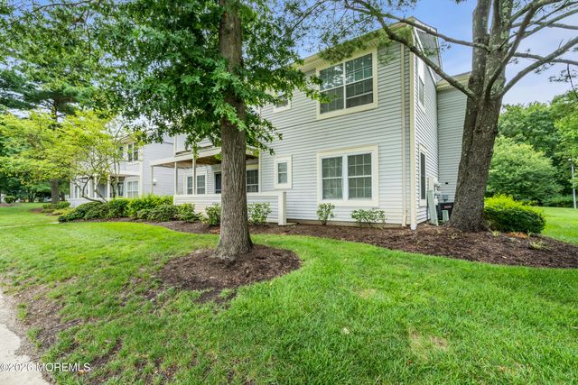 397 Brookview Court, Howell, NJ 07731