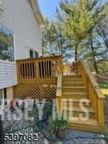 9 Picaron Place, Old Bridge, NJ 08879