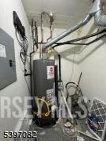 9 Picaron Place, Old Bridge, NJ 08879