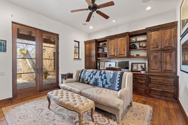 119 Plaza Escondido, Horseshoe Bay, TX 78657