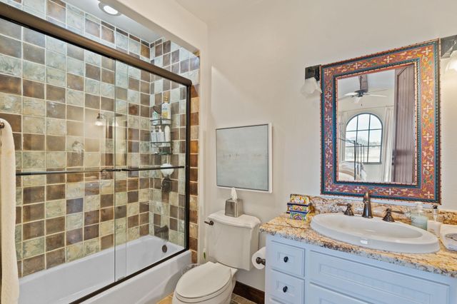 119 Plaza Escondido, Horseshoe Bay, TX 78657