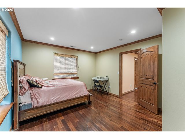 1770 N MYRTLE Rd, Myrtle Creek, OR 97457