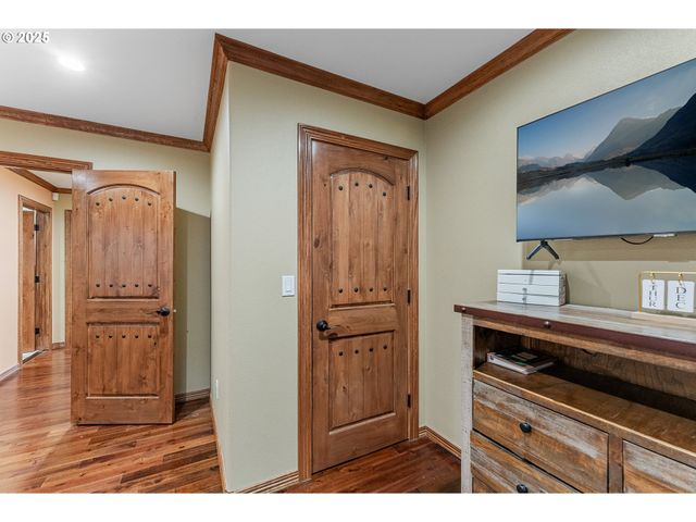 1770 N MYRTLE Rd, Myrtle Creek, OR 97457