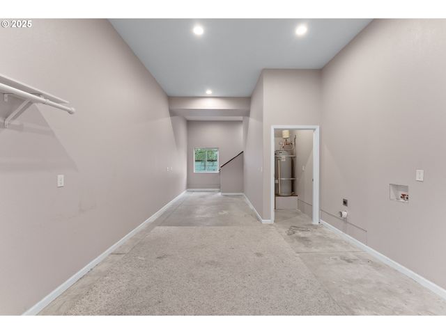 1770 N MYRTLE Rd, Myrtle Creek, OR 97457