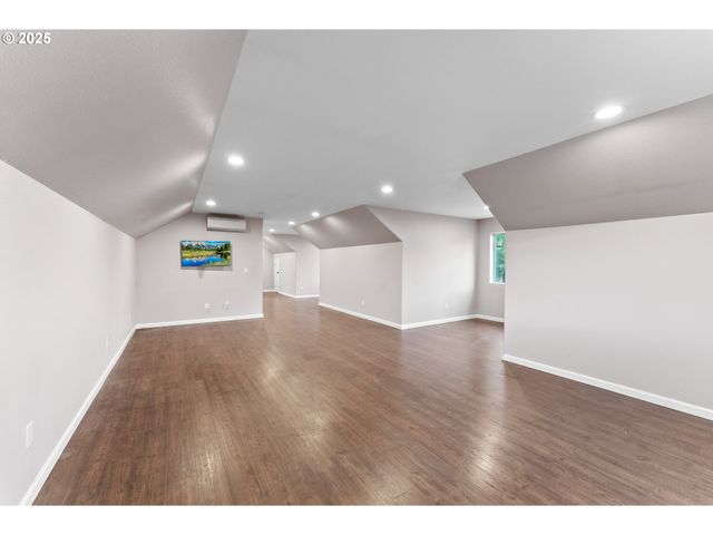 1770 N MYRTLE Rd, Myrtle Creek, OR 97457