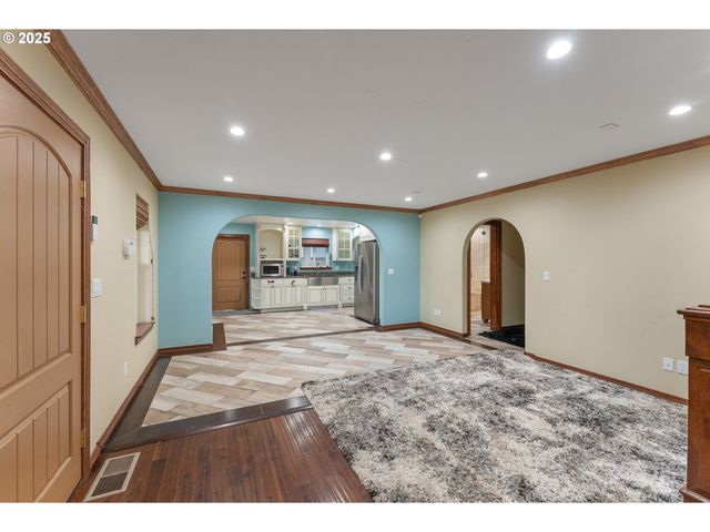 1770 N MYRTLE Rd, Myrtle Creek, OR 97457