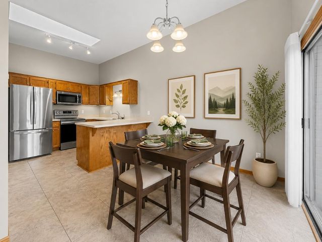 7647 Afton Court, Woodbury, MN 55125